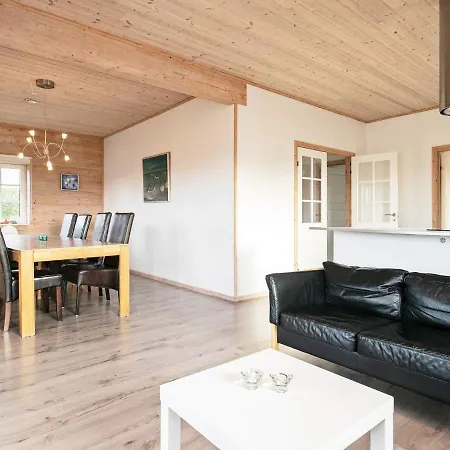 Semesterbostad 10 Person In