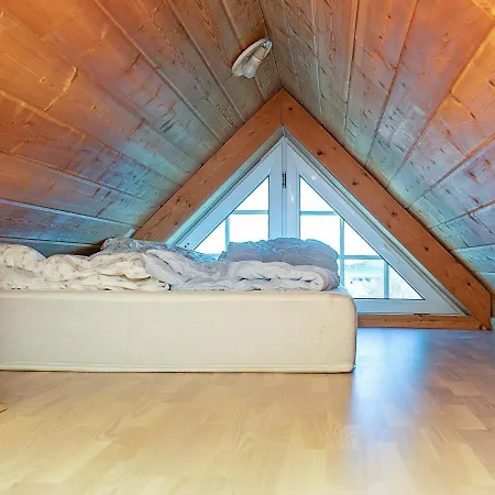 10 Person In Bagenkop