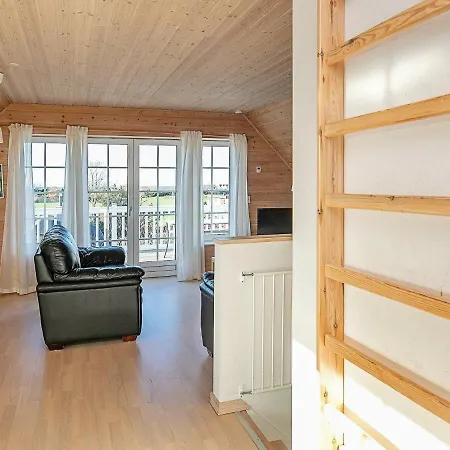 Semesterbostad 10 Person In